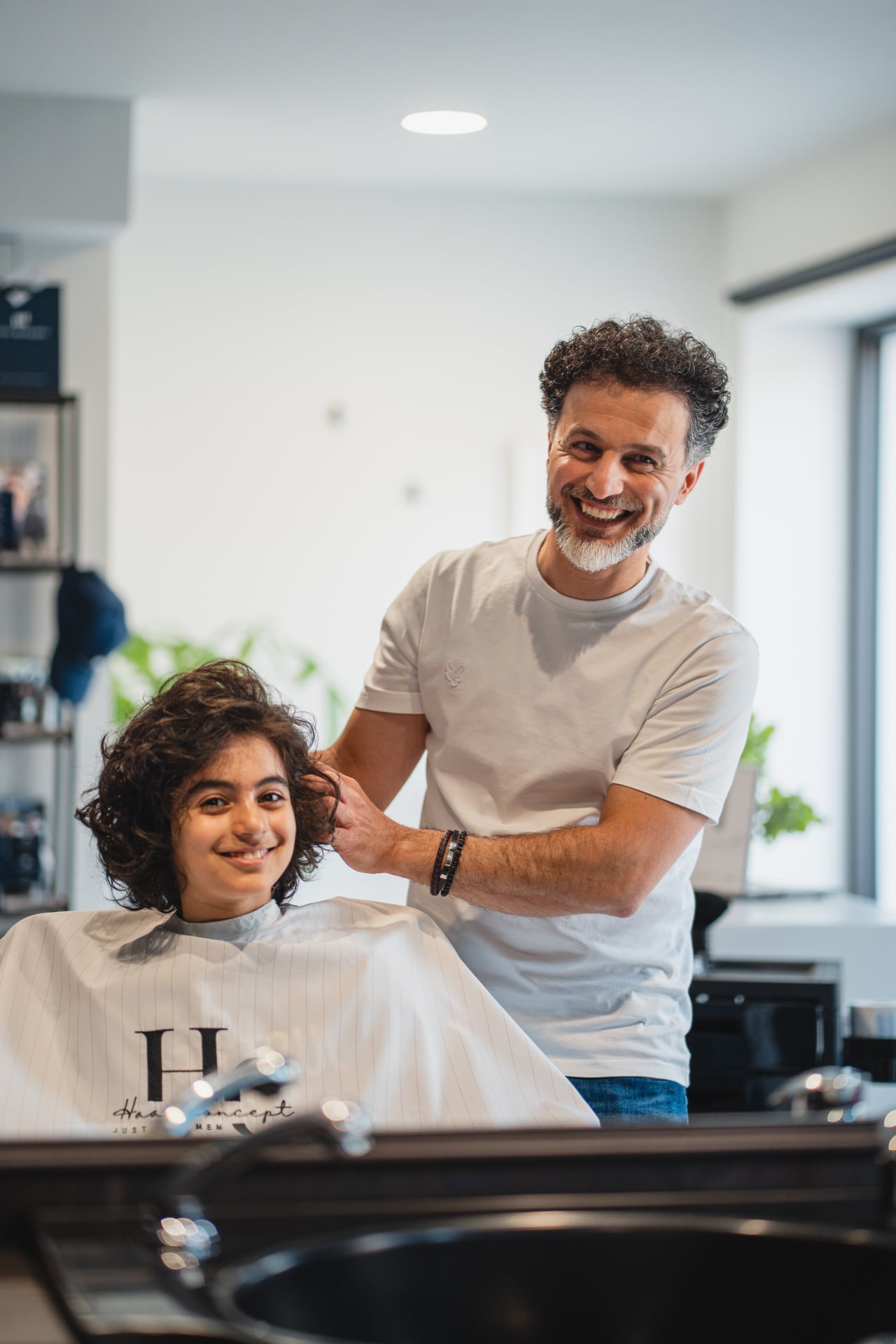 jongen met modern kapsel bij Haar Concept Hulshout